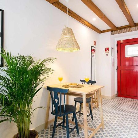 Trendy Lisbon Home With Terrace Lx Factory Esterno foto